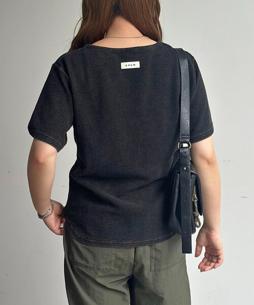 CPCM（シーピーシーエム）の「【PIPI's企画】ワッフルスクエアネックT（Tシャツ/カットソー・レディース・ブラウン/グレー/ブラック・FREE）」の9枚目の写真