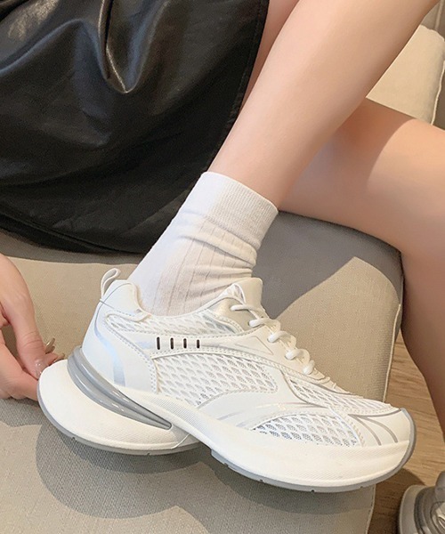 Miniministore(ミニミニストア)の「厚底スニーカー軽量メッシュスニーカー美脚(スニーカー・レディース・シルバー/ホワイト・23.0cm/24.5cm/24.0cm/23.5cm/25.0cm)」の21枚目の写真