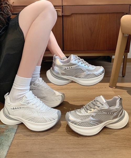 Miniministore(ミニミニストア)の「厚底スニーカー軽量メッシュスニーカー美脚(スニーカー・レディース・シルバー/ホワイト・23.0cm/24.5cm/24.0cm/23.5cm/25.0cm)」の16枚目の写真