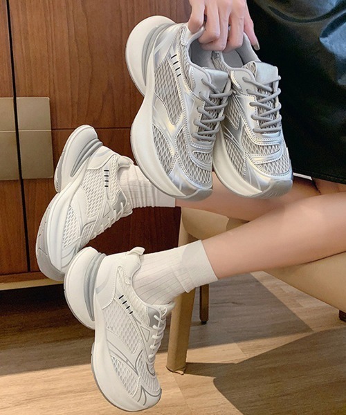 Miniministore(ミニミニストア)の「厚底スニーカー軽量メッシュスニーカー美脚(スニーカー・レディース・シルバー/ホワイト・23.0cm/24.5cm/24.0cm/23.5cm/25.0cm)」の17枚目の写真
