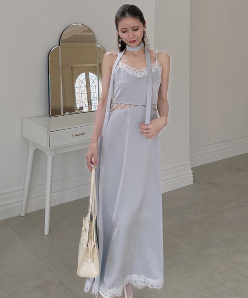 ROYAL PARTY(ロイヤルパーティー)の「ストール付レーストリムマットサテンロングキャミワンピース(ワンピース・レディース・ブルー/ブラック/ベージュ・FREE)」の14枚目の写真