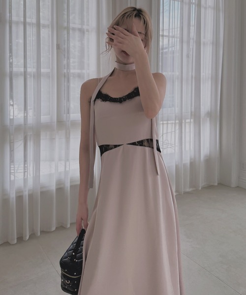 ROYAL PARTY(ロイヤルパーティー)の「ストール付レーストリムマットサテンロングキャミワンピース(ワンピース・レディース・ブルー/ブラック/ベージュ・FREE)」の16枚目の写真