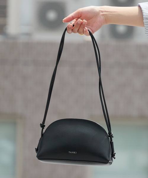 YAHKI(ヤーキ)の「YAHKI/ヤーキ CROSSBODY BAG_PURSIMMON クロスボディバッグ ショルダーバッグ レザー レディース 高級感 秋服 2026年秋冬(ショルダーバッグ・レディース・ブラック/ブラウン/オレンジ・FREE)」の16枚目の写真