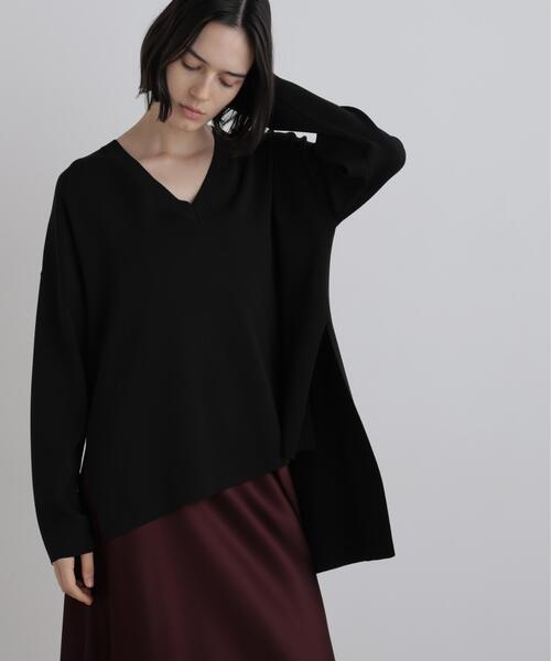 LE PHIL（ルフィル）の「◆オーバーサイズＶネックニット（ニット/セーター・レディース・ピンク/ベージュ/ブラック・F）」の19枚目の写真