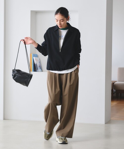 BEAUTY&YOUTH UNITED ARROWS(ビューティーアンドユースユナイテッドアローズ)の「【WEB限定 Wardrobe DAILY MINIMAL】ダンボールジャージー ハーフジッププルオーバー(Tシャツ/カットソー・レディース・オフホワイト/クリーム/ブラック・FREE)」の13枚目の写真