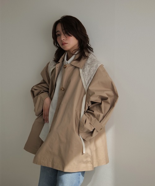 LYORI(リオリ)の「【スカーフSET】マルチWAYデザイン ミドルトレンチコート ボリューム(トレンチコート・レディース・ベージュ・FREE)」の17枚目の写真