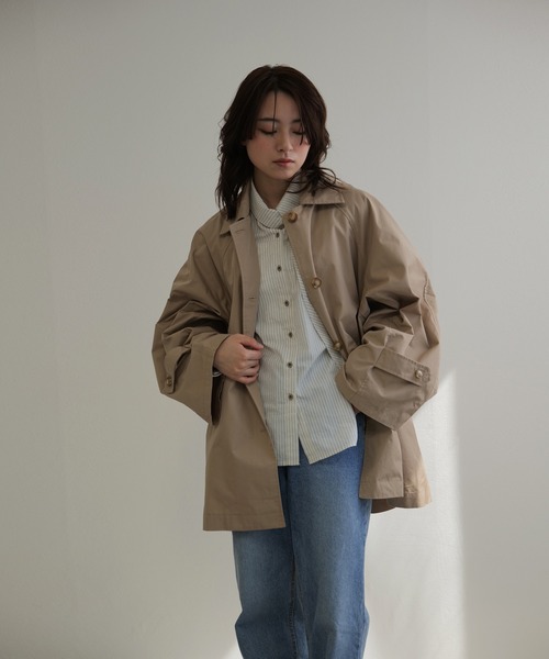 LYORI(リオリ)の「【スカーフSET】マルチWAYデザイン ミドルトレンチコート ボリューム(トレンチコート・レディース・ベージュ・FREE)」の14枚目の写真
