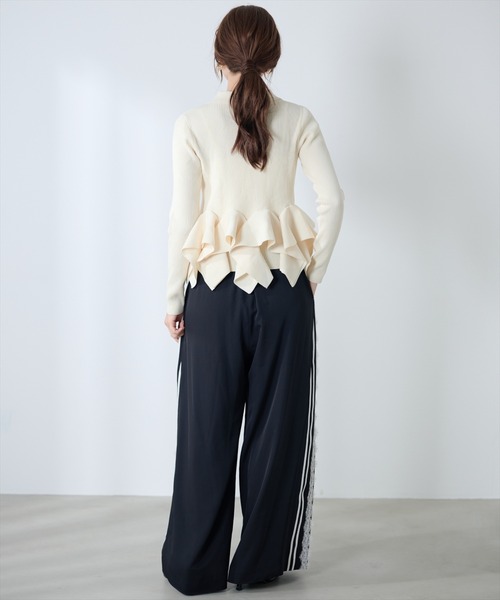AND COUTURE(アンドクチュール)の「サイドレースラインワイドパンツ(その他パンツ・レディース・ブラック/ダークブラウン・SMALL/MEDIUM)」の8枚目の写真