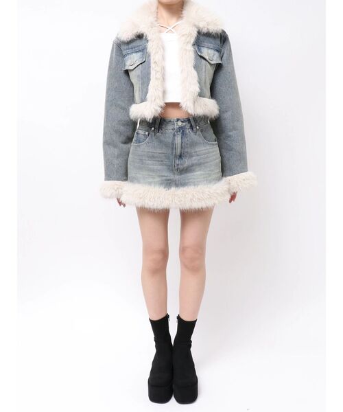 EMODA(エモダ)の「FAUXファードッキングショートジャケット(ブルゾン・レディース・インディゴブルー/ベージュ/ブラック/ライトブルー・FREE)」の7枚目の写真