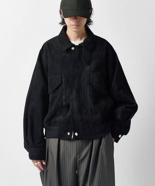 Lui's(ルイス)の「【Neucon】VINTAGE SUEDE A-2 ZIP BLOUSON / ヴィンテージスエードA2ジップブルゾン / ジャケット(ブルゾン・メンズ・ブラック/キャメル・1/2)」の1枚目の写真
