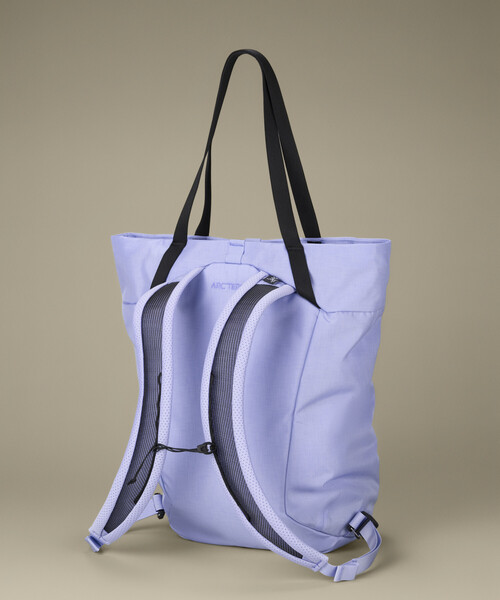 ARC'TERYX(アークテリクス)の「ARC’TERYX/アークテリクス AXIOS 20 TOTE/アクシオス20 トート(トートバッグ・メンズ・サックスブルー/オリーブ/ブラック・ONE SIZE)」の5枚目の写真