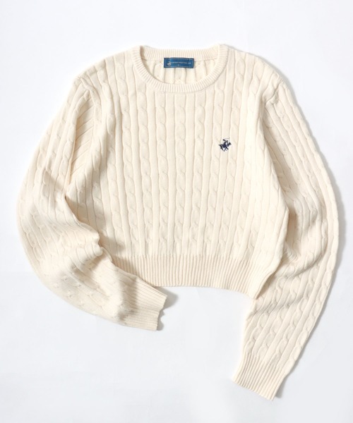 BEVERLY HILLS POLO CLUB(ビバリーヒルズポロクラブ)の「BEVERLY HILLS POLO CLUB/ビバリーヒルズポロクラブ ケーブル編みニット ロゴ ワンポイント刺繍 ショート丈 クルーネック セーター/レディース(ニット/セーター・レディース・ローズ/ミント/アイボリー/グレー/ネイビー/ベージュ/ブルー系その他・M)」の1枚目の写真