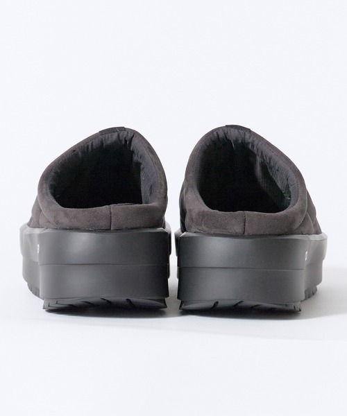 OOFOS(ウーフォス)の「OOFOS/ウーフォス OOcOOzie Platform Posh Mule リカバリーバックレスミュール サンダル スエード スポーツ アウトドア メンズ 2026年秋冬(サンダル・レディース・ブラック・23cm/24cm/25cm)」の16枚目の写真