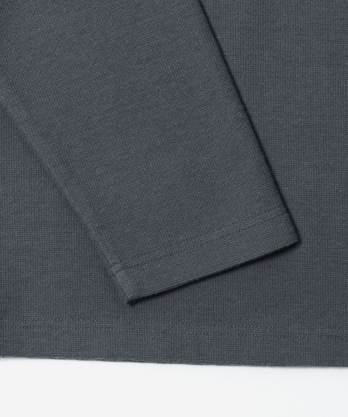 ADHOC(アドホック)の「メンズ 裏起毛変形編み ベーシック長袖Tシャツ (GREY) (HCALT15)(Tシャツ/カットソー・メンズ・その他・100/95/105)」の4枚目の写真