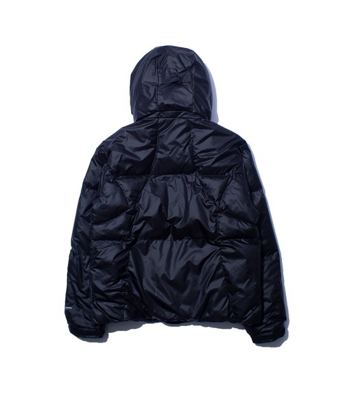F/CE. （エフシーイー）の「F/CE. PERTEX MINIMAL PADDING PARKA 2.0 / エフシーイー パーテックス ミニマル パディング パーカー 2.0（ダウンジャケット/コート・メンズ・ブラック/グレー・SMALL/MEDIUM/LARGE）」の9枚目の写真