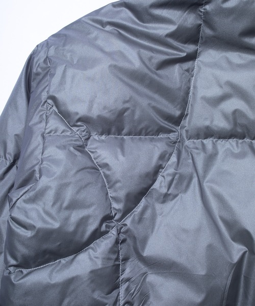 F/CE. （エフシーイー）の「F/CE. PERTEX MINIMAL PADDING PARKA 2.0 / エフシーイー パーテックス ミニマル パディング パーカー 2.0（ダウンジャケット/コート・メンズ・ブラック/グレー・SMALL/MEDIUM/LARGE）」の19枚目の写真