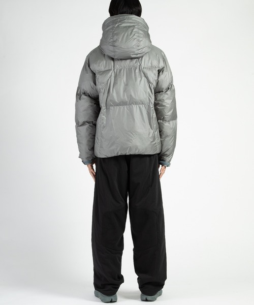 F/CE. （エフシーイー）の「F/CE. PERTEX MINIMAL PADDING PARKA 2.0 / エフシーイー パーテックス ミニマル パディング パーカー 2.0（ダウンジャケット/コート・メンズ・ブラック/グレー・SMALL/MEDIUM/LARGE）」の13枚目の写真