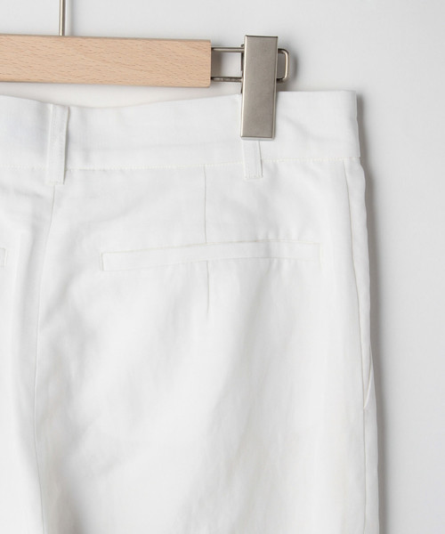 Tiara（ティアラ）の「リネン混ワイドパンツ（その他パンツ・レディース・キャメル/ホワイト/ブルー・3/2/4）」の6枚目の写真