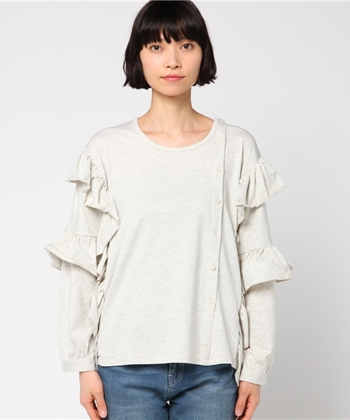 MERLOT（メルロー）の「ラッフルフリル前ボタントップス9129（シャツ/ブラウス・レディース・チャコールグレー/アイボリー/ライトブルー/ピンク・FREE）」の6枚目の写真