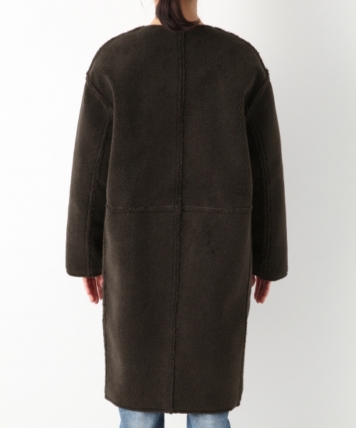 A part by（アパートバイ）の「【リバーシブル】Fムートンボアノーカラーコート　 760495 （ムートンコート・レディース・グレー/チャコールグレー/ナチュラル・MEDIUM/LARGE）」の17枚目の写真