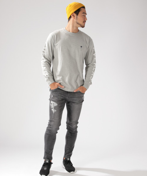 EVERLAST(スポーツ・ライフスタイル)（エバーラスト）の「【EVERLAST（エバーラスト)】別注　袖ロゴロングＴ（Tシャツ/カットソー・メンズ・ホワイト/ブラック/グレー・SMALL/MEDIUM/LARGE）」の4枚目の写真