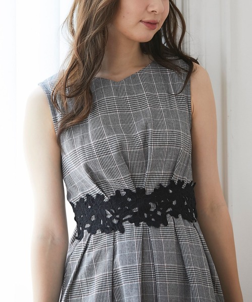 tocco closet(トッコ クローゼット)の「ウエストレース×グレンチェックマキシ丈ワンピース(ワンピース・レディース・ネイビー/レッド系その他・M)」の14枚目の写真