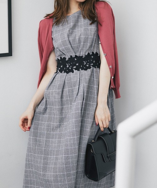 tocco closet(トッコ クローゼット)の「ウエストレース×グレンチェックマキシ丈ワンピース(ワンピース・レディース・ネイビー/レッド系その他・M)」の17枚目の写真