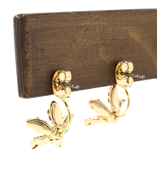 Khaju（カージュ）の「Khaju:フラワードロップピアス（ピアス（両耳用）・レディース・オフホワイト・ONE SIZE）」の3枚目の写真