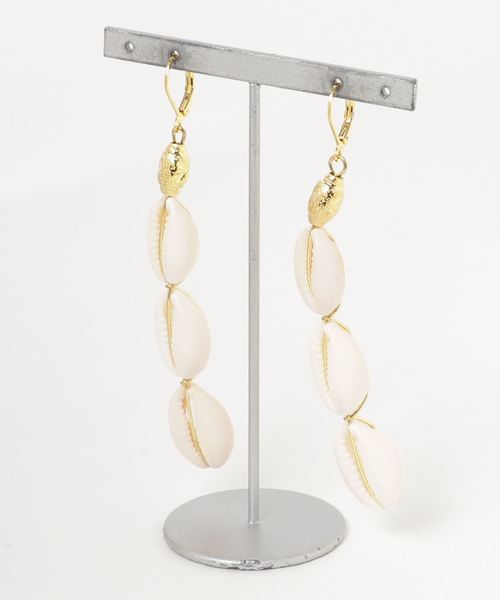 tone(トーン)の「【Lira jewelry】宝貝ピアス(ピアス(両耳用)・レディース・ゴールド・FREE)」の2枚目の写真