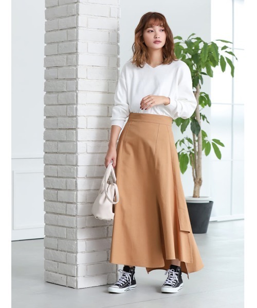 fifth（フィフス）の「シルキータッチVネックニット（ニット/セーター・レディース・ホワイト/ブラック/グレー/スモークピンク/ベージュ/ブルー・MEDIUM）」の7枚目の写真