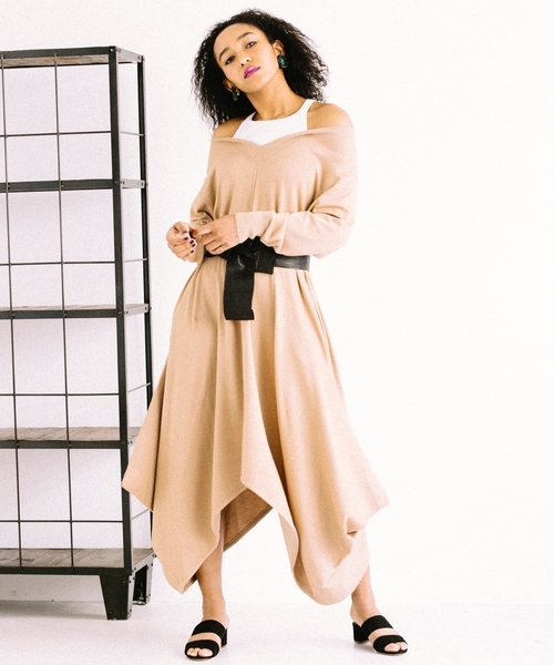 six voma(シックスヴォーマ)の「six voma ( シックスヴォーマ )/ Layered Irregular Knit Dress レイヤード イレギュラー ニットワンピース SV-11202(ワンピース・レディース・ベージュ/グレー/テラコッタ・FREE)」の14枚目の写真