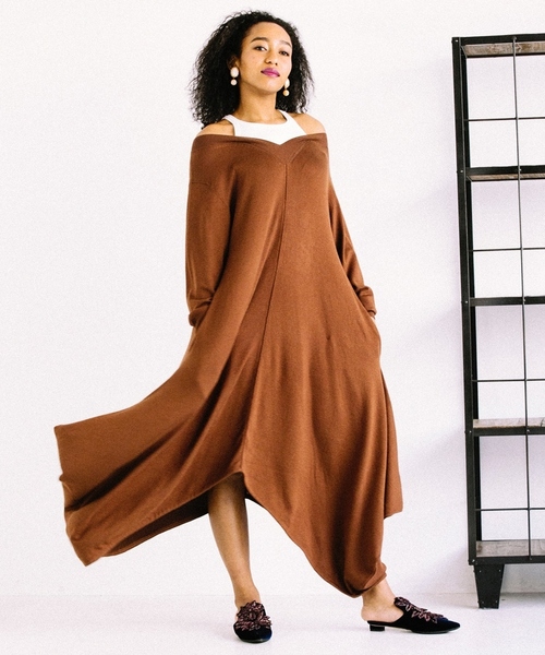six voma(シックスヴォーマ)の「six voma ( シックスヴォーマ )/ Layered Irregular Knit Dress レイヤード イレギュラー ニットワンピース SV-11202(ワンピース・レディース・ベージュ/グレー/テラコッタ・FREE)」の15枚目の写真