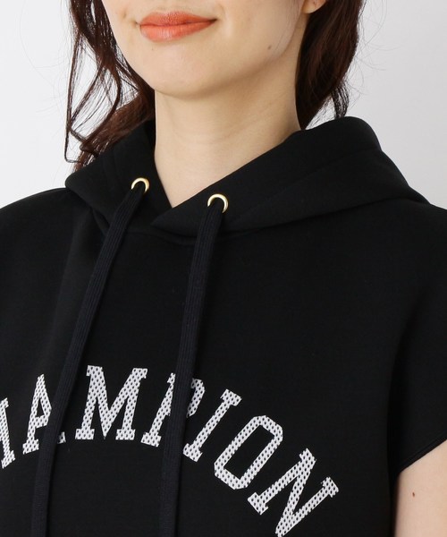 Champion(チャンピオン)の「Champion フーデットフレンチプルオーバー(パーカー・レディース・グレー/ブラック・02)」の4枚目の写真