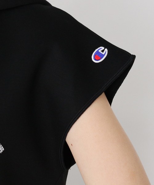 Champion(チャンピオン)の「Champion フーデットフレンチプルオーバー(パーカー・レディース・グレー/ブラック・02)」の5枚目の写真