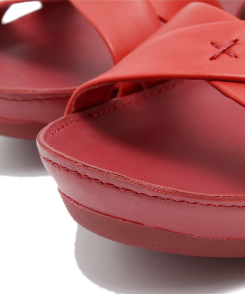 CAMPER(カンペール)の「MICRO (ミクロ)(サンダル・レディース・レッド・23.0cm/22.5cm/23.5cm/25.0cm/24.0cm)」の5枚目の写真