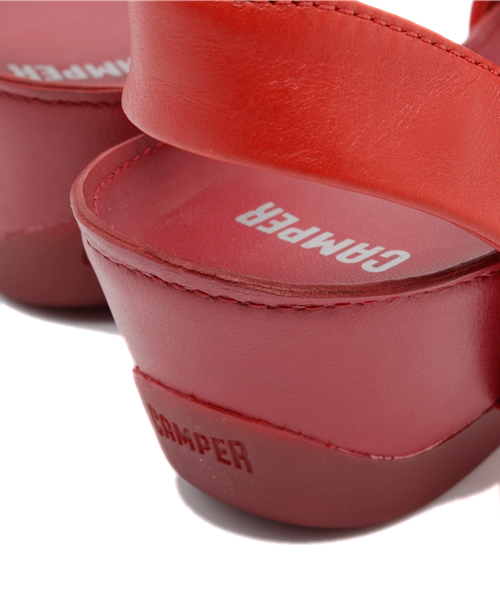 CAMPER(カンペール)の「MICRO (ミクロ)(サンダル・レディース・レッド・23.0cm/22.5cm/23.5cm/25.0cm/24.0cm)」の3枚目の写真