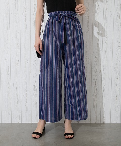 Libby&Rose(リビーアンドローズ)の「マルチストライプワイドパンツ(その他パンツ・レディース・ブラック/レッド/ブルー・FREE)」の2枚目の写真