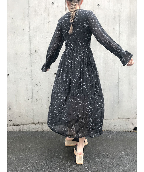 ACYM(アシーム)の「Vintage dot long ワンピース(ワンピース・レディース・ブラック/アイボリー・FREE)」の8枚目の写真