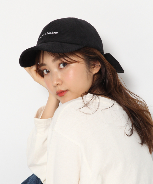 Heather(ヘザー)の「バックリボンロゴCAP 847048(キャップ・レディース・ブラック/ベージュ/ダークベージュ・ONE SIZE)」の2枚目の写真