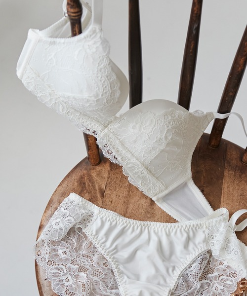 セール】【上下セット ノンワイヤーで楽なのに丸みのあるキレイな