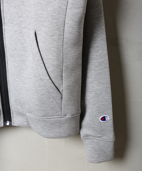 Champion(チャンピオン)の「【CHAMPION/チャンピオン】ボンディングスプリクトロゴZIPパーカー C3-QS107 通気性に優れた3層構造 ストレッチ素材(パーカー・メンズ・ブラック/ネイビー/杢グレー/パープル・LARGE/X-LARGE/MEDIUM)」の14枚目の写真