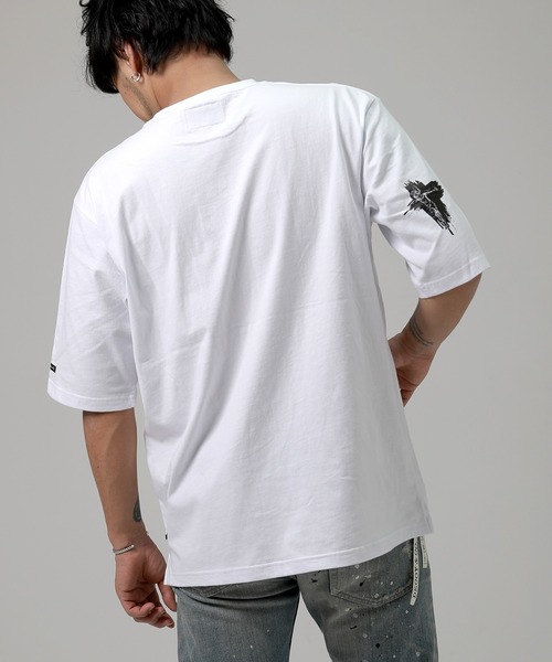 DECOY&CO.(デコイアンドシーオー)の「デコイアンドシーオー プリヴェイルTシャツ(Tシャツ/カットソー・メンズ・ブラック/ホワイト・MEDIUM/LARGE/X-LARGE)」の12枚目の写真