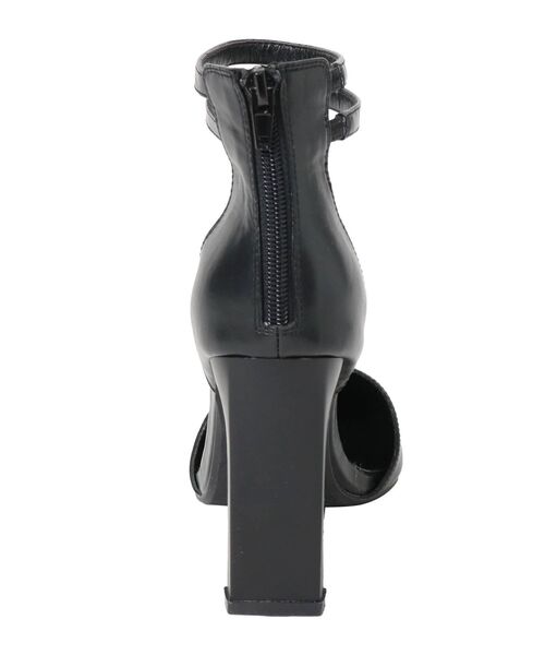 GYDA（ジェイダ）の「アンクルベルトセットバックヒールパンプス（パンプス・レディース・アイボリー/ブラック・SMALL/MEDIUM/LARGE）」の12枚目の写真