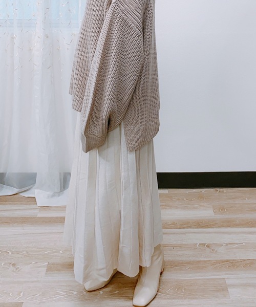 ap retro（アプレトロ）の「プリーツニットスカート【ZOZO限定アイテム】（スカート・レディース・ブラック/ベージュ/ブラウン/オフホワイト・FREE）」の6枚目の写真