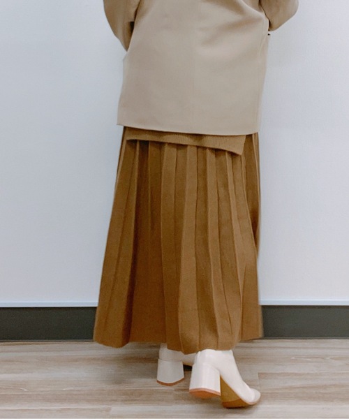 ap retro（アプレトロ）の「プリーツニットスカート【ZOZO限定アイテム】（スカート・レディース・ブラック/ベージュ/ブラウン/オフホワイト・FREE）」の22枚目の写真