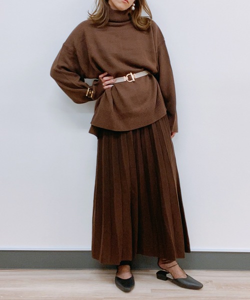 ap retro（アプレトロ）の「プリーツニットスカート【ZOZO限定アイテム】（スカート・レディース・ブラック/ベージュ/ブラウン/オフホワイト・FREE）」の17枚目の写真