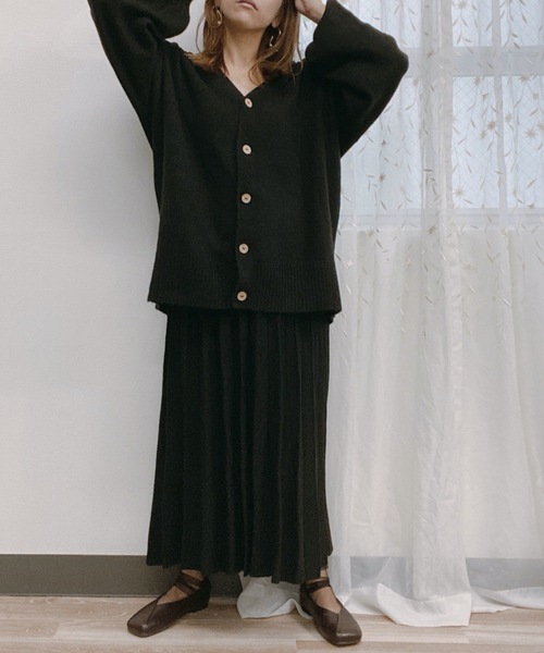 ap retro（アプレトロ）の「プリーツニットスカート【ZOZO限定アイテム】（スカート・レディース・ブラック/ベージュ/ブラウン/オフホワイト・FREE）」の11枚目の写真