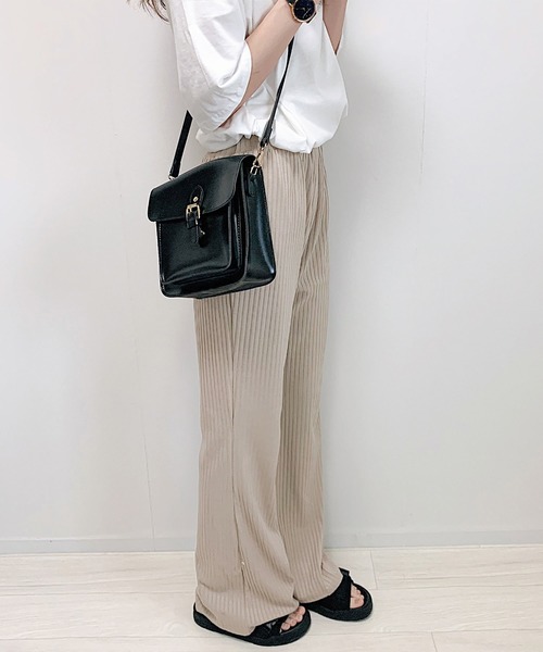 cuorequal(クオレコール)の「フレアリブワイドパンツ(その他パンツ・レディース・グレイッシュベージュ・MEDIUM/LARGE)」の8枚目の写真