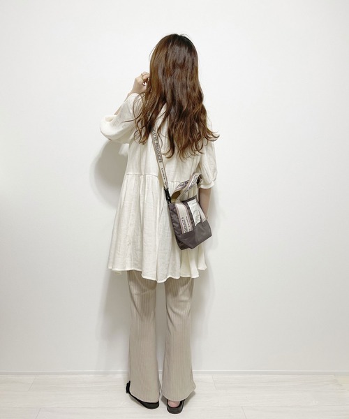 cuorequal(クオレコール)の「フレアリブワイドパンツ(その他パンツ・レディース・グレイッシュベージュ・MEDIUM/LARGE)」の12枚目の写真