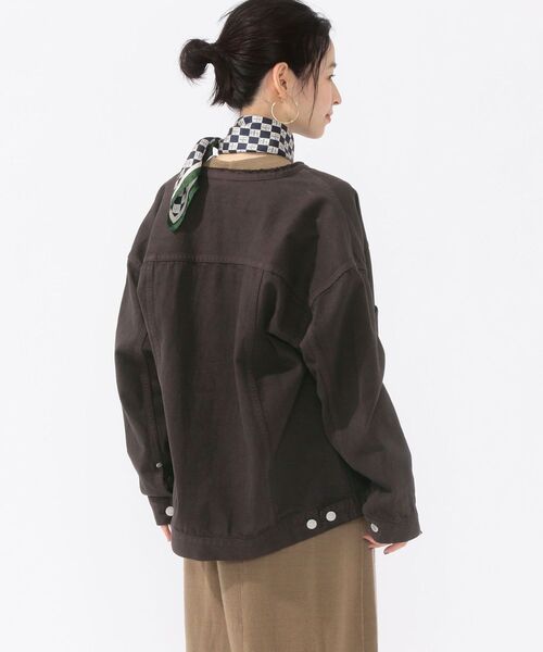 SHIPS（シップス）の「ガーメントダイGジャケット◇（デニムジャケット・レディース・ダークグレー/ナチュラル・38/36）」の10枚目の写真